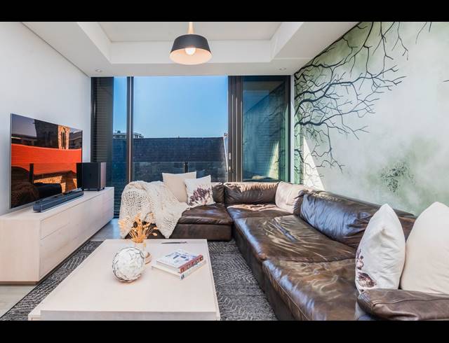 2 BEDROOM APARTMENT TO LET IN DE WATERKANT